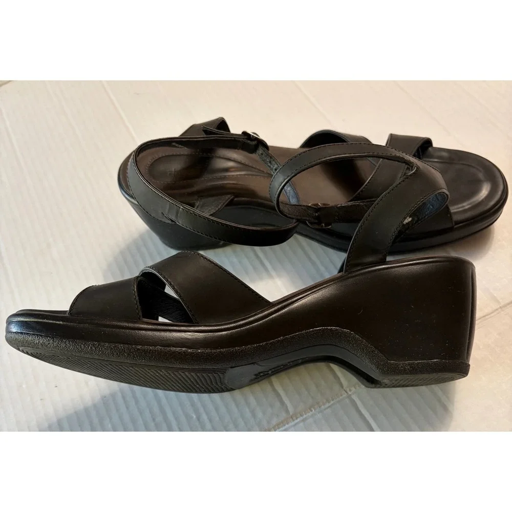 Dansko Black Leather Strappy Wedge Sandals Ankle Strap Made in Portugal Size 41